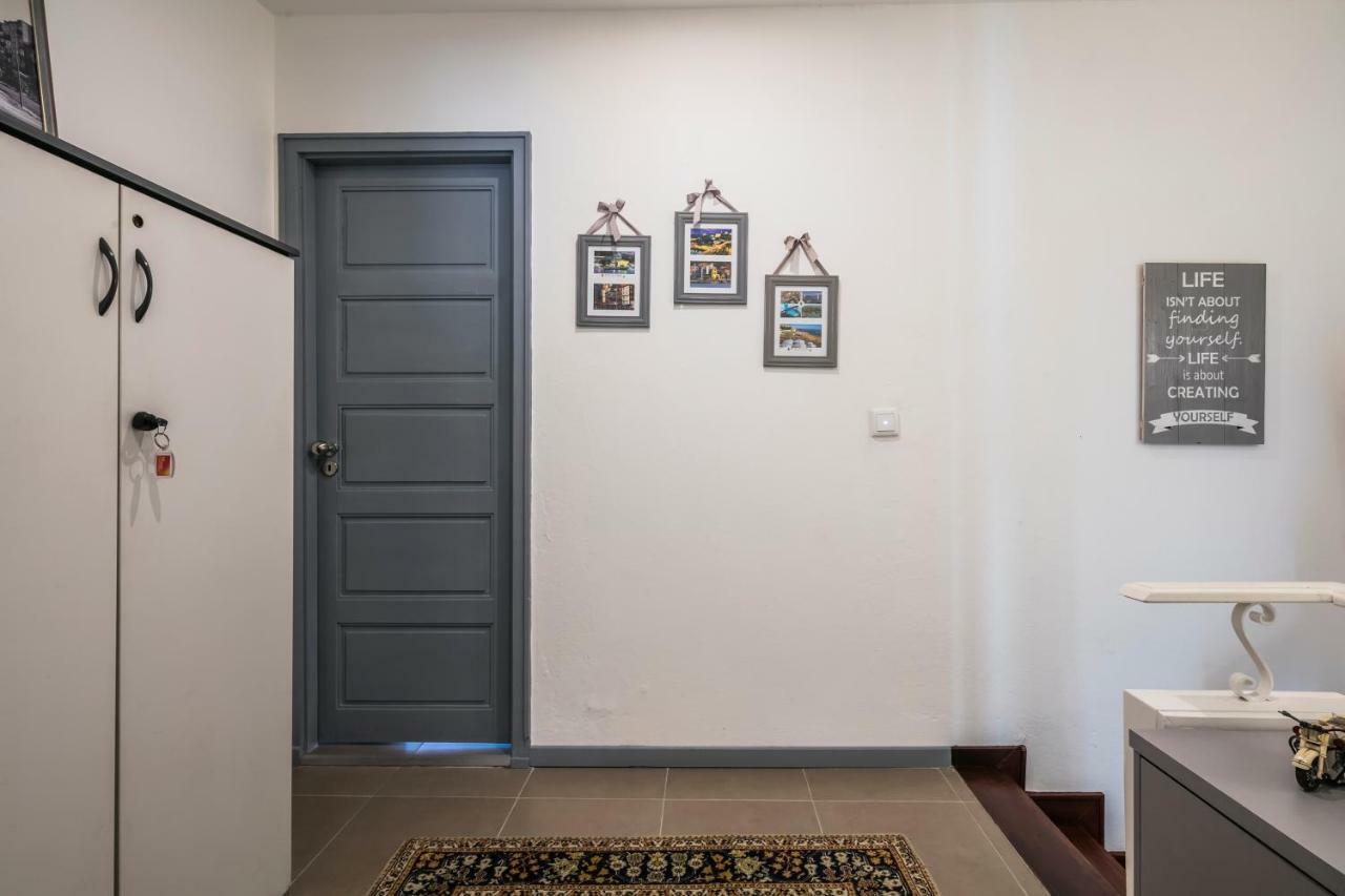 Apartamento A Francos Balcony Porto Luaran gambar